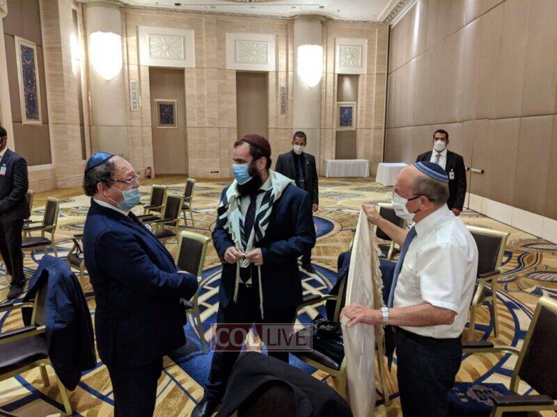 Rav Levi Duchman, Rebbe’s Chalia’h in the Emirates, participates in the Sha’harit Minyan with the Israeli delegation